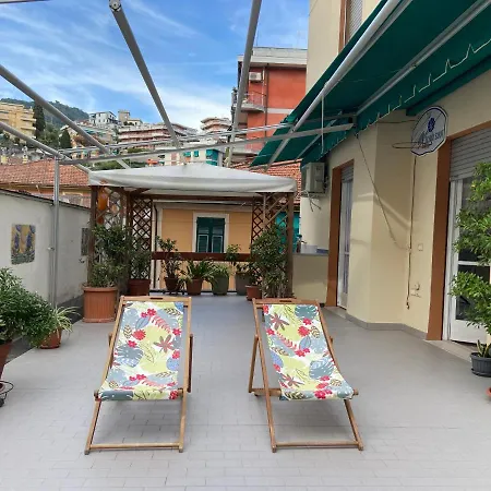 Sunny With Big Terrace Hébergement de vacances *